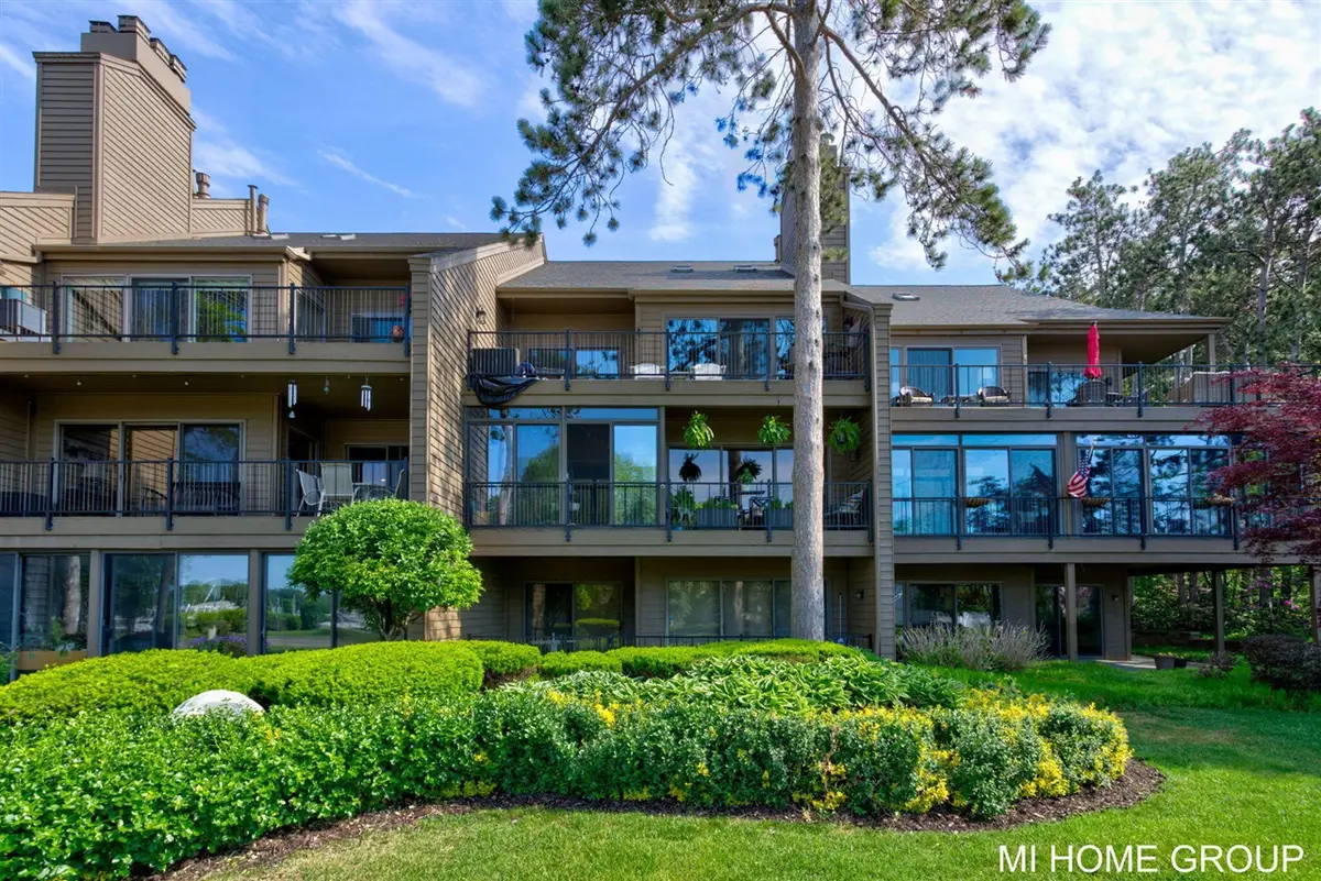 1745 Ottawa Beach #4, Holland, MI 49424 - #1