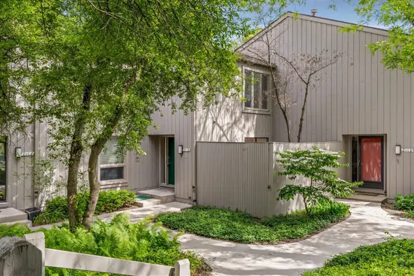 2112 Overlook, Ann Arbor, MI 48103