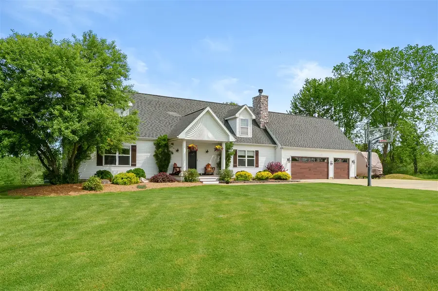 39166 36th, Paw Paw, MI 49079 - #2