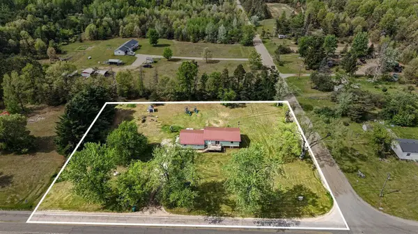 6022 13 Mile, Mecosta, MI 49332