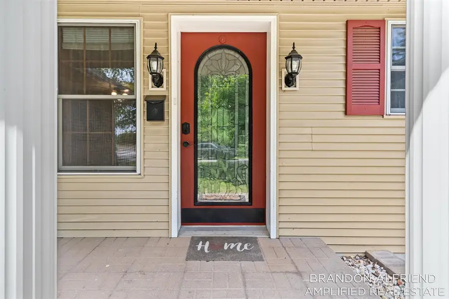 10226 SW Greenville, Greenville, MI 48838 - #3