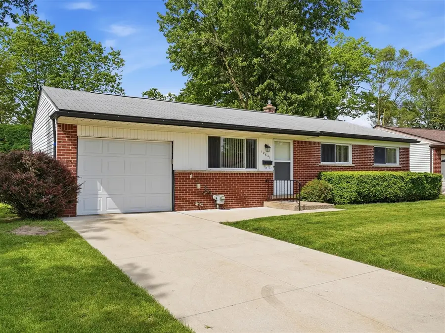 12641 Raleigh, Sterling Heights, MI 48313 - #2