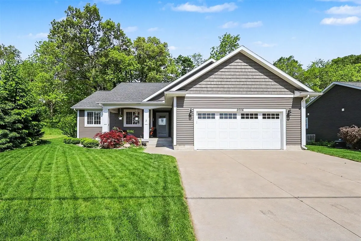 2006 Lake, Muskegon, MI 49445 - #1