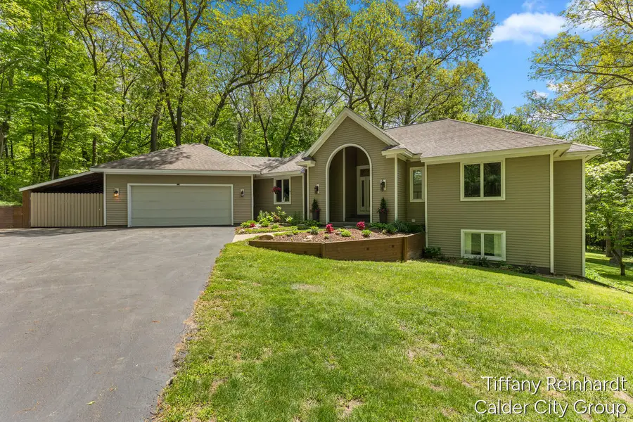 2760 Tyler, Lowell, MI 49331 - #2