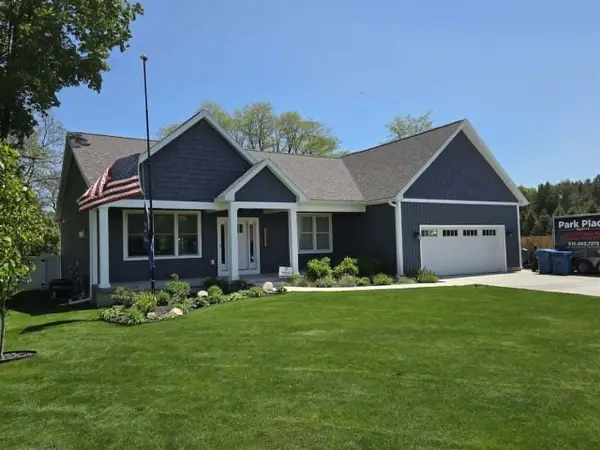 3754 Conklin, Ravenna, MI 49451