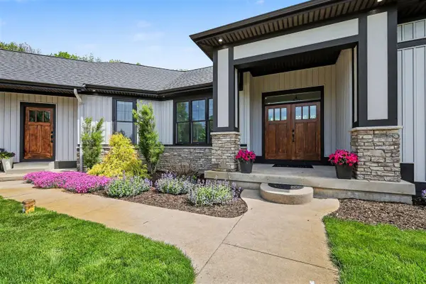 5975 Sierra Ridge, Caledonia, MI 49316