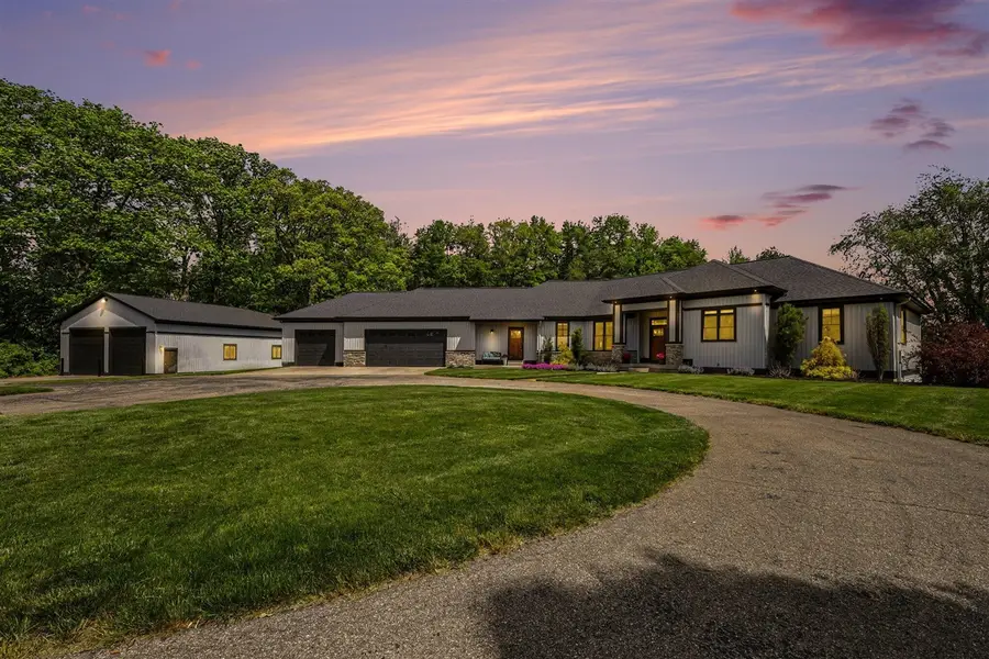5975 Sierra Ridge, Caledonia, MI 49316 - #2