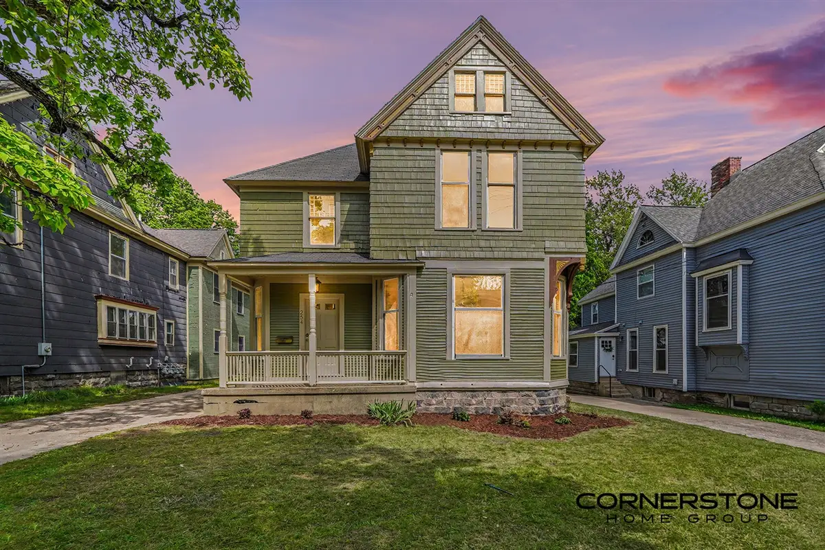 254 James, Grand Rapids, MI 49503 - #1