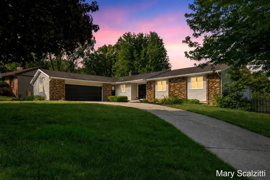 2650 Oldepointe, Grand Rapids, MI 49525 - #2