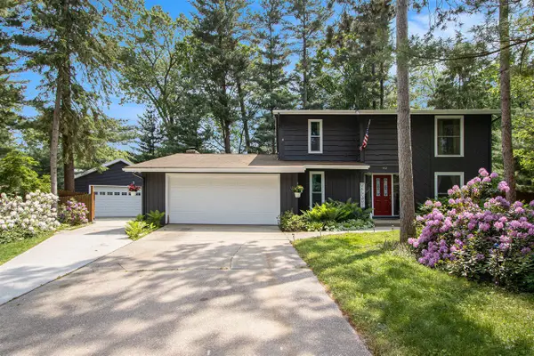 442 Pinewood, Portage, MI 49002