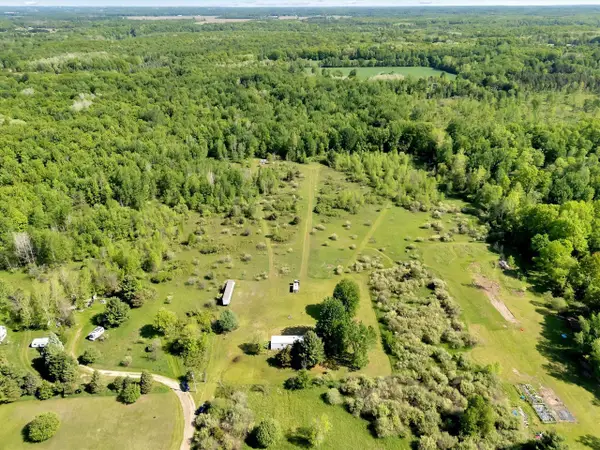 3251 W 108th, Grant, MI 49327