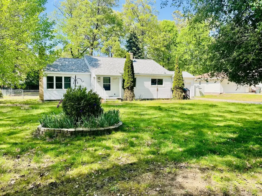 1892 Crestwood, Norton Shores, MI 49441 - #2