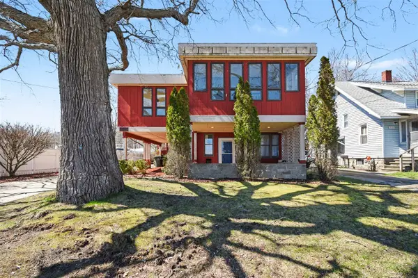 3135 Lakeshore, Muskegon, MI 49441
