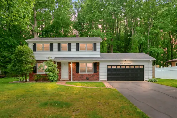 8001 Greenfield Shores, Scotts, MI 49088