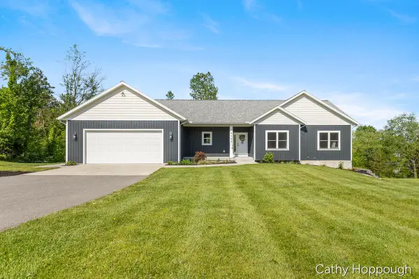7192 Morrison Lake, Saranac, MI 48881