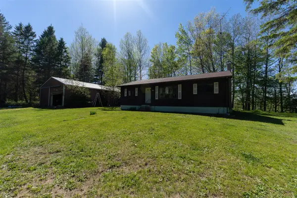 1583 N Dennis, Ludington, MI 49431