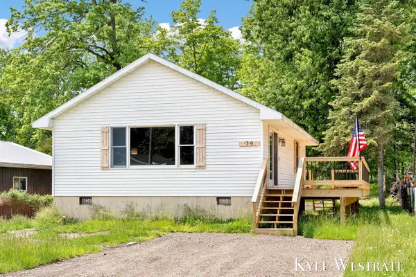 79 Sundago Park, Hastings, MI 49058