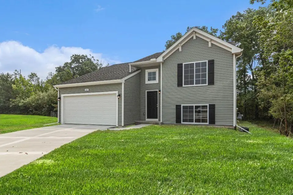 724 Manorwood, Benton Harbor, MI 49022 - #1