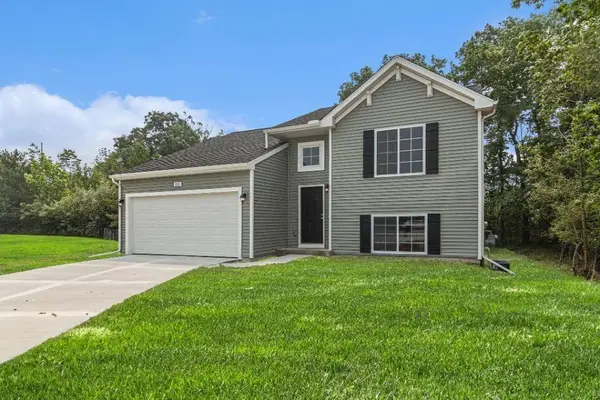 724 Manorwood, Benton Harbor, MI 49022