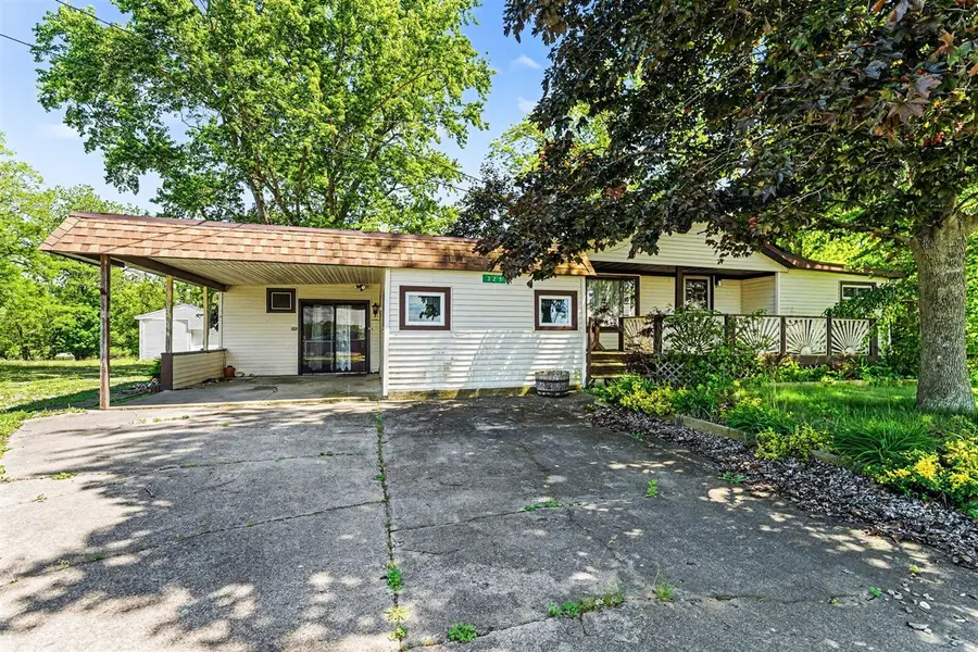 325 W Chicago, Coldwater, MI 49036 - #3
