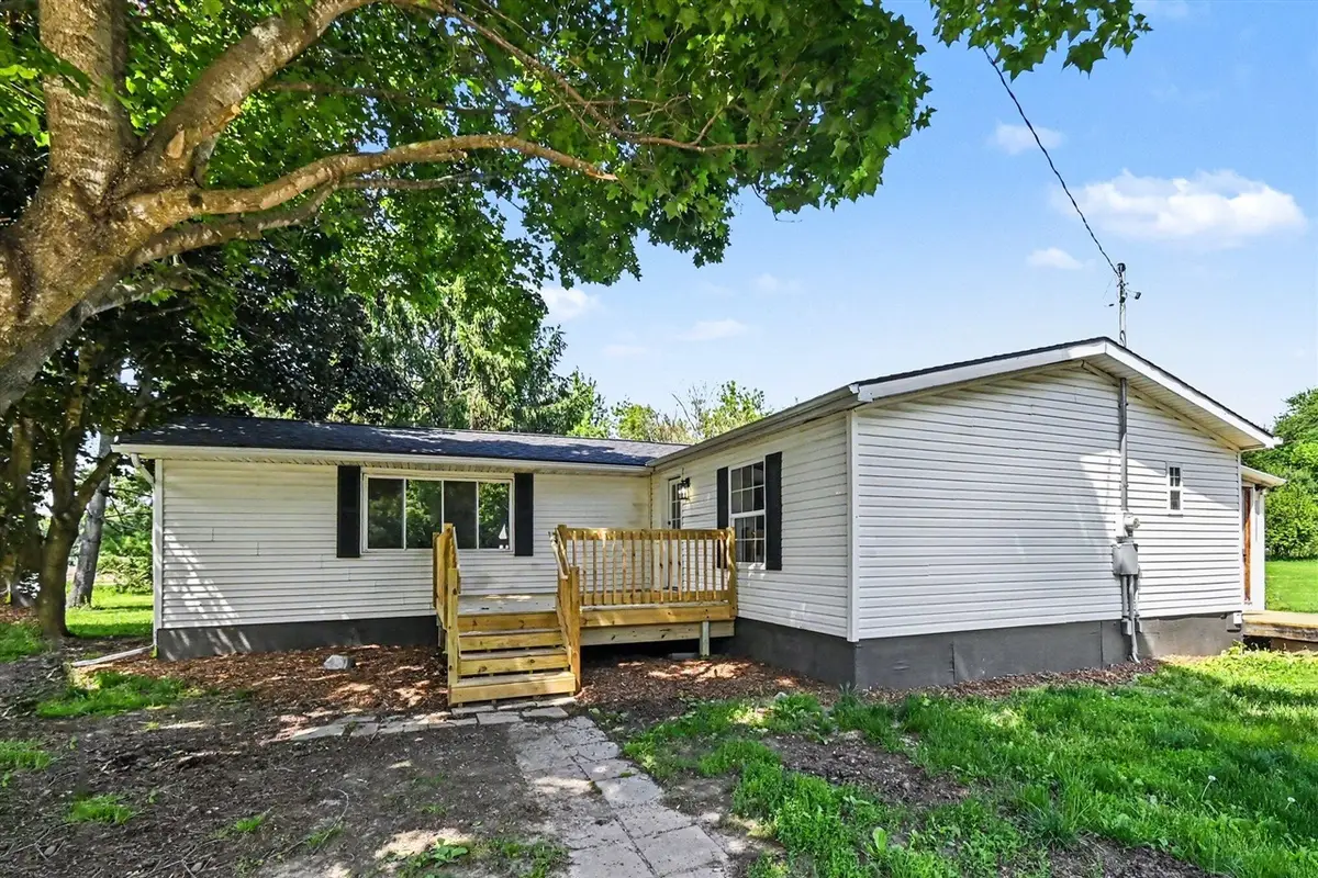 2795 S Bradley, Charlotte, MI 48813 - #1
