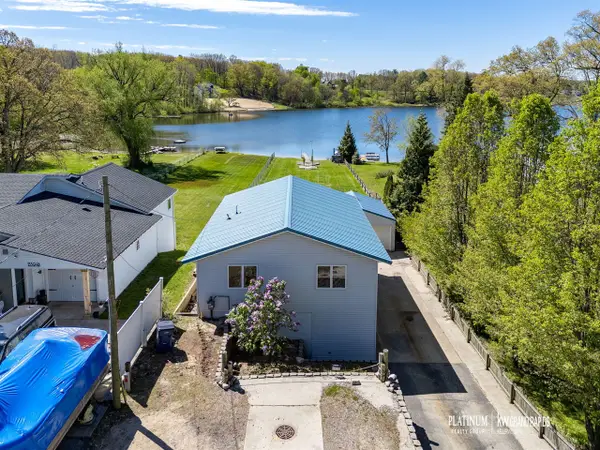 13395 Lime Lake, Sparta, MI 49345
