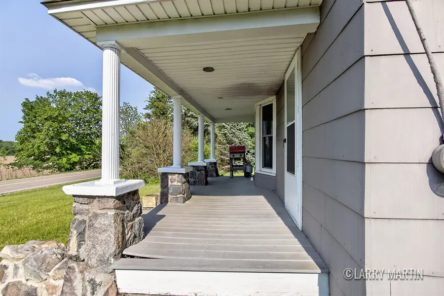 1886 101st, Otsego, MI 49078 - #2