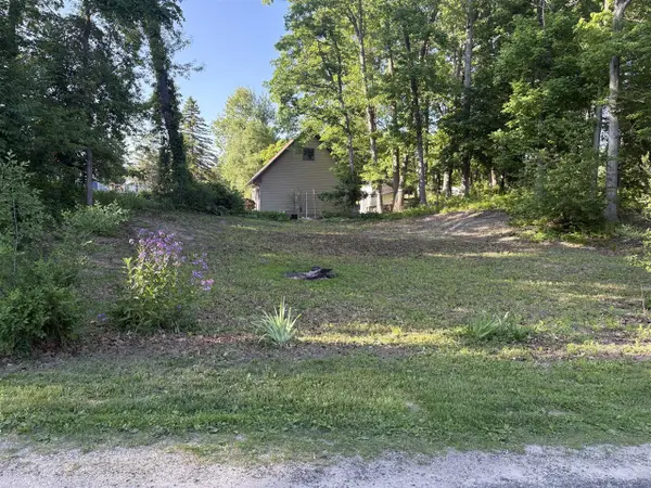 444 Poplar, Brooklyn, MI 49230