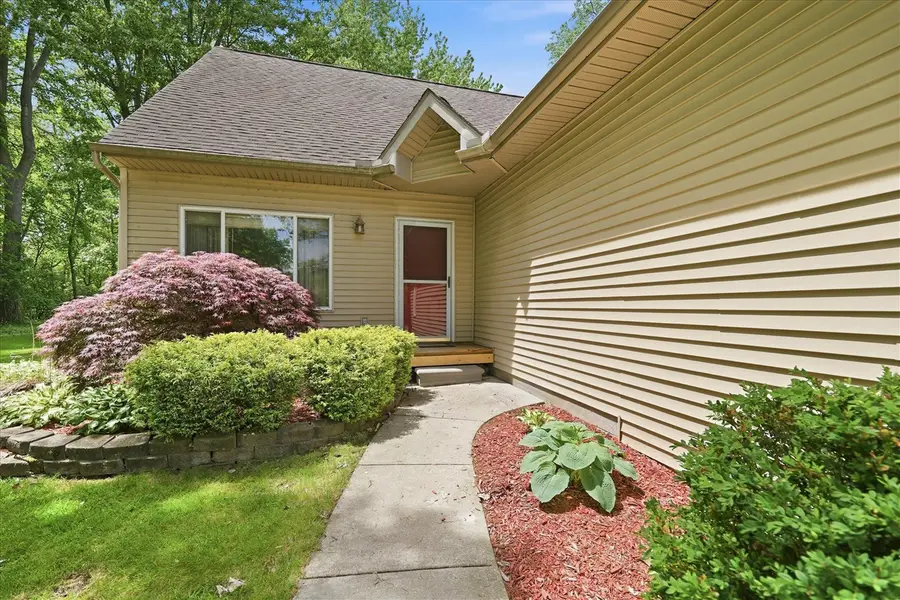 4387 Sunburst, Waterford, MI 48329 - #3