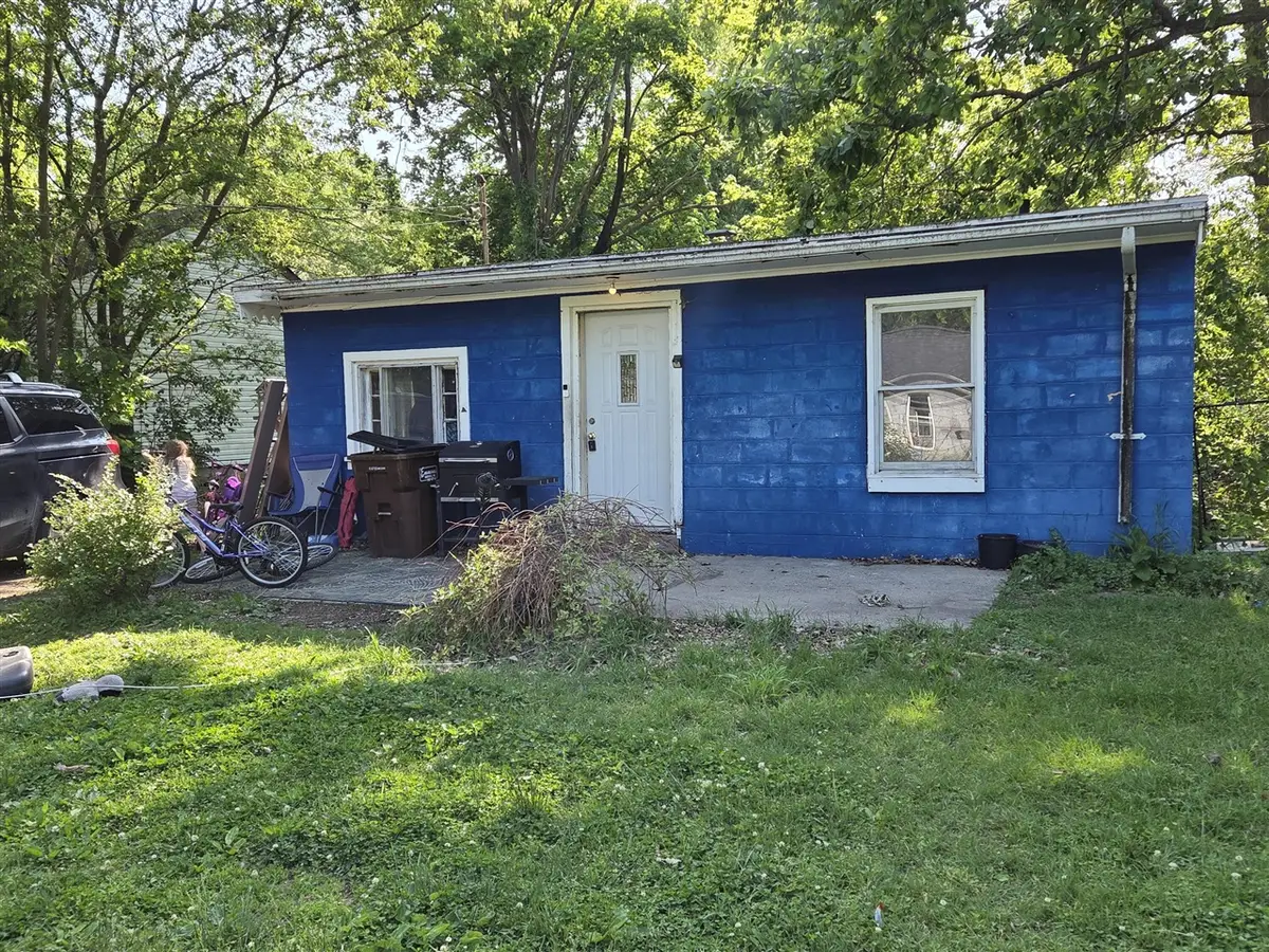 1156 Fairfax, Jackson, MI 49203 - #1