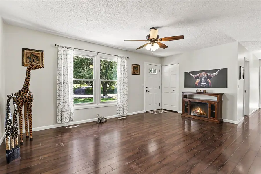 614 Hillcrest, Paw Paw, MI 49079 - #2