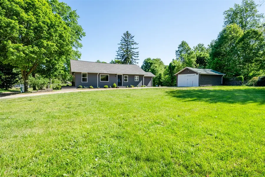 6027 Superior, Coloma, MI 49038 - #2