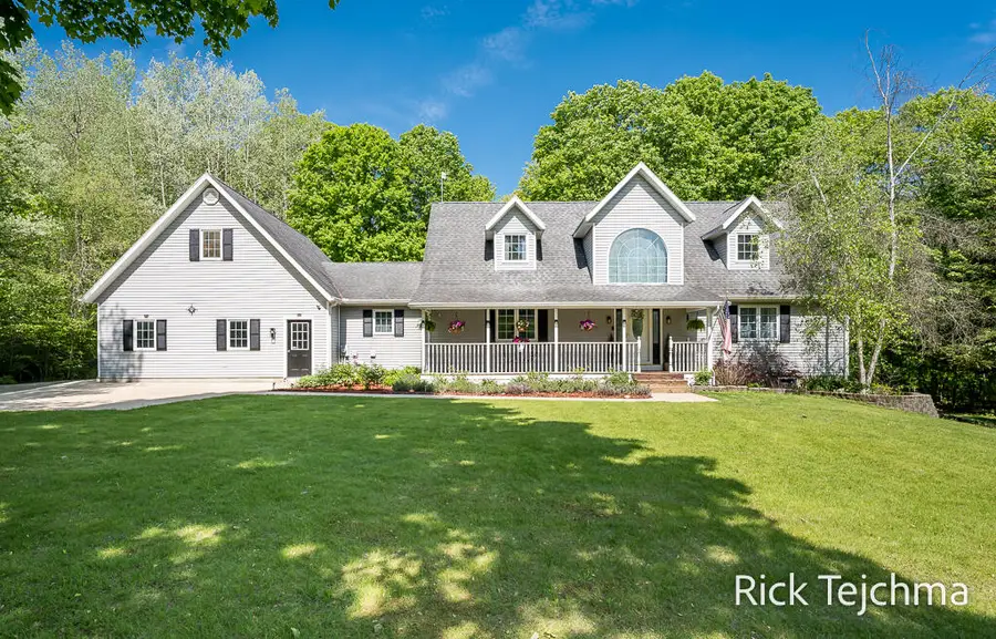 10345 Red Oak, Howard City, MI 49329 - #3