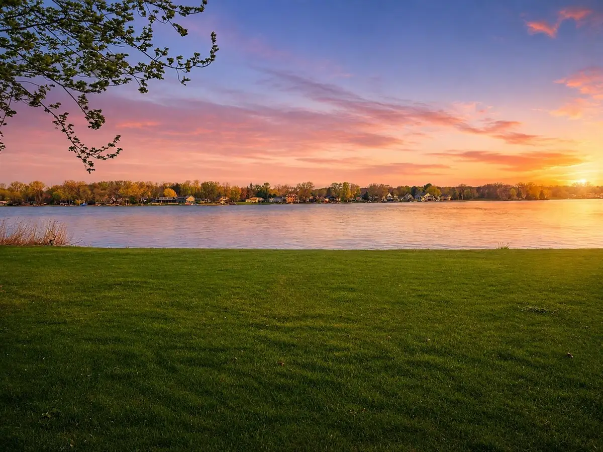 2647 Lake Shore, Niles, MI 49120 - #1