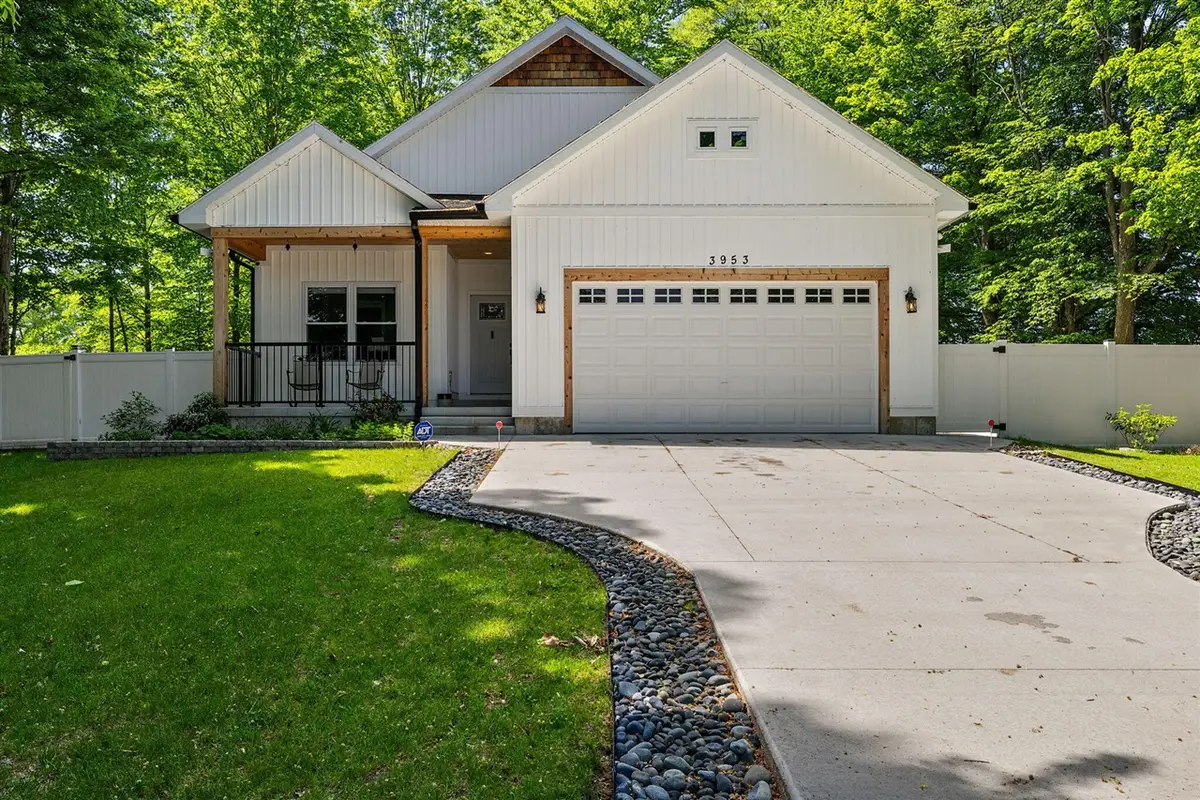 3953 W Harrison, Hart, MI 49420 - #1