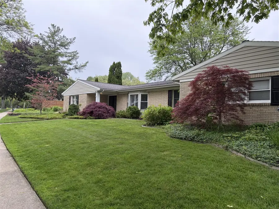 2601 Barfield #2601 Barfield Dr SE, Grand Rapids, MI 49546 - #3