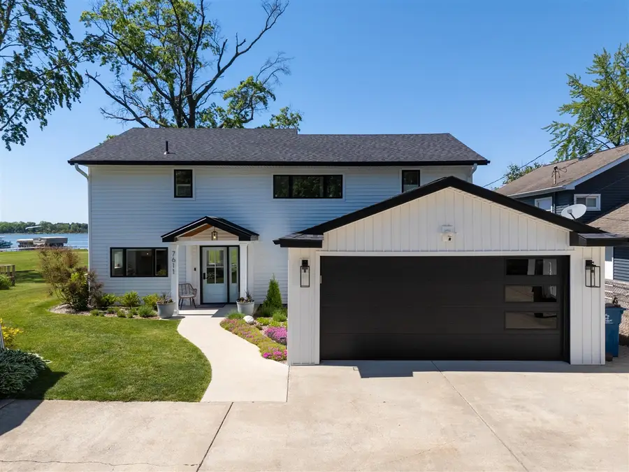 7611 S Indian Lake, Vicksburg, MI 49097 - #2
