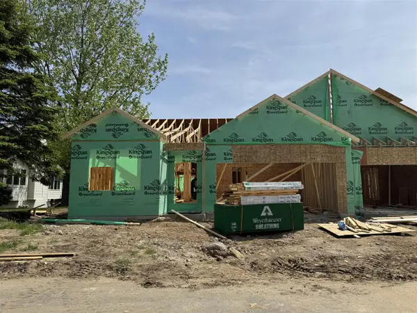 325 Round Hill, Kalamazoo, MI 49009