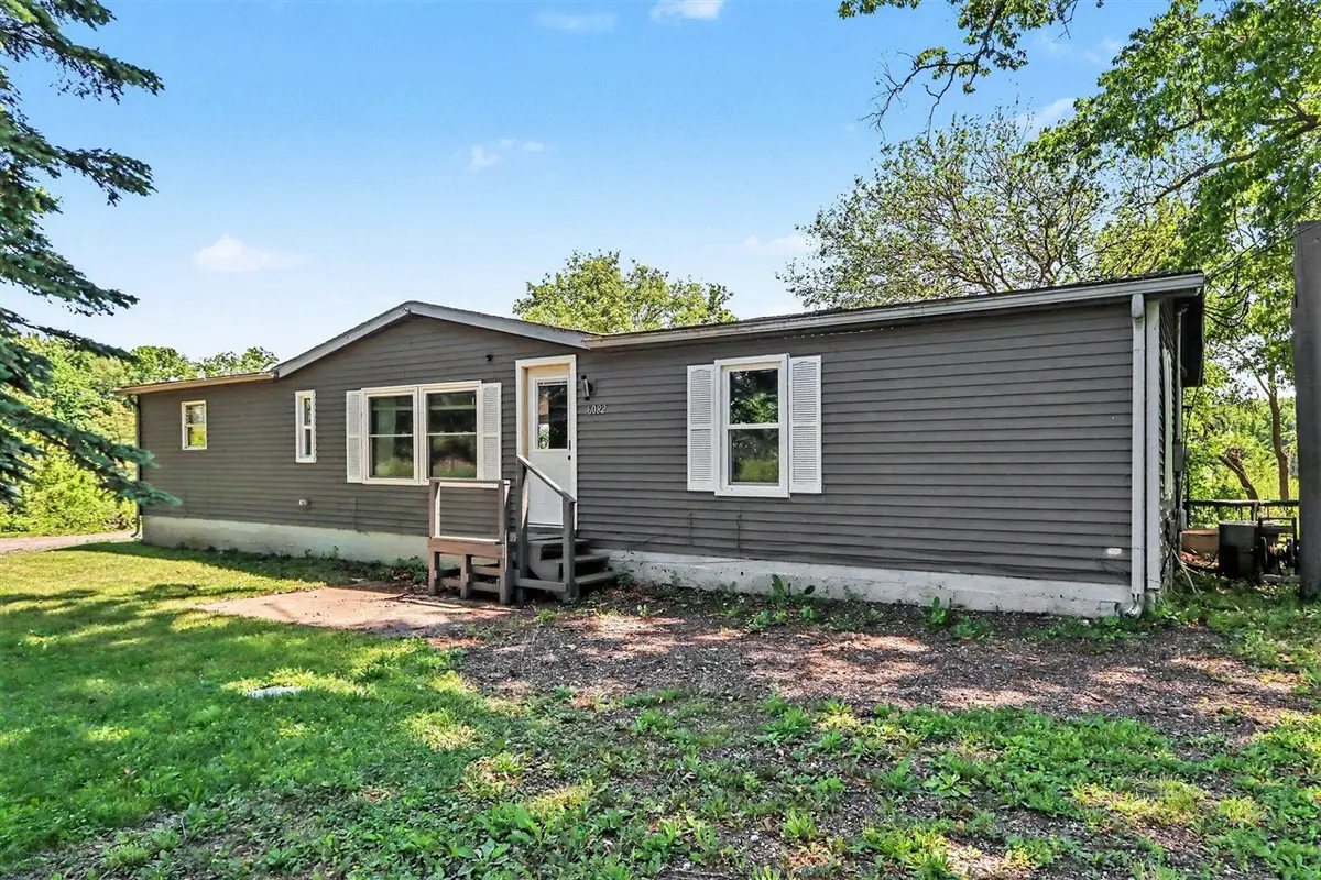 6082 E V, Vicksburg, MI 49097 - #1