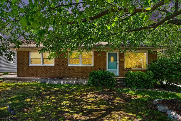 2117 Edwin, Lansing, MI 48911