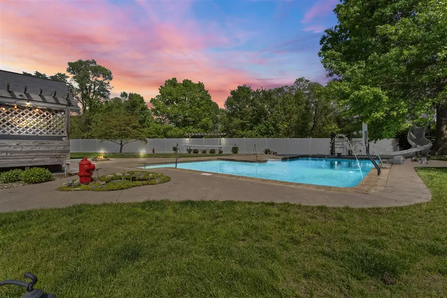 4292 S Royal Curv, Saint Joseph, MI 49085 - #3