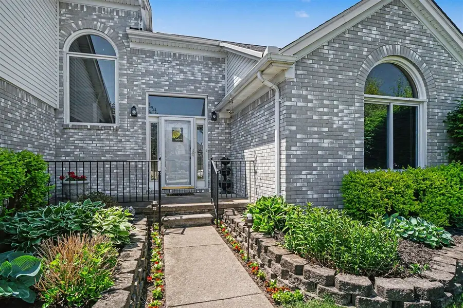 50777 Cambridge, Macomb, MI 48044 - #3