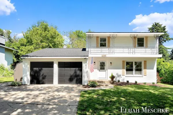 1738 Auburn, Grand Rapids, MI 49505