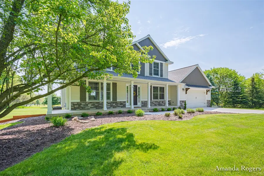 1072 Cumberland, Lowell, MI 49331 - #3