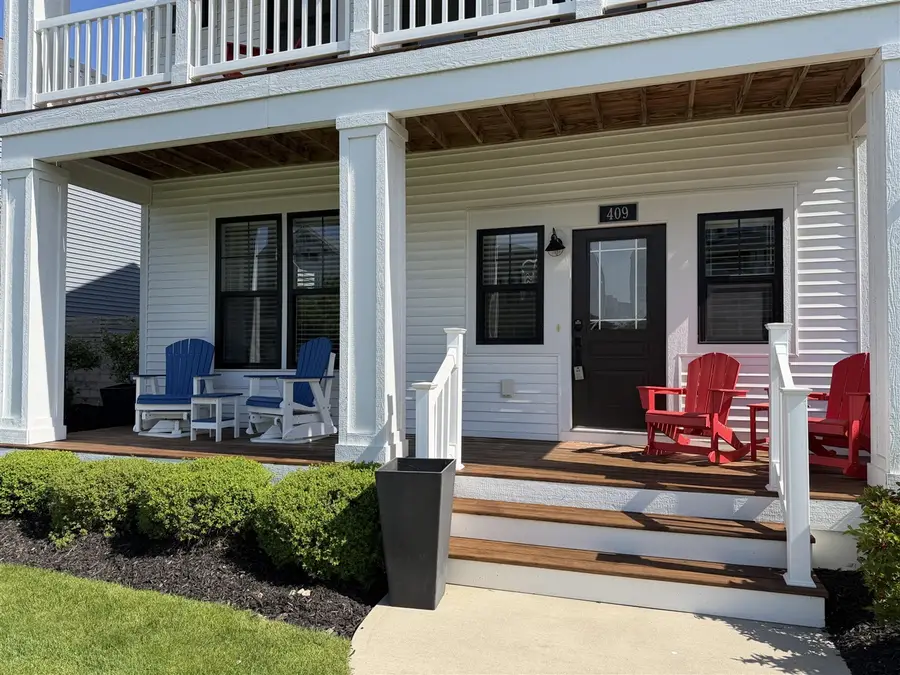 409 W Robinson, Whitehall, MI 49461 - #2