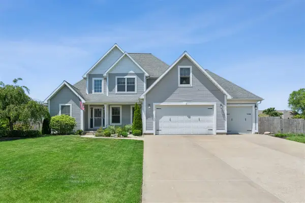 4178 S Royal Curve, Saint Joseph, MI 49085