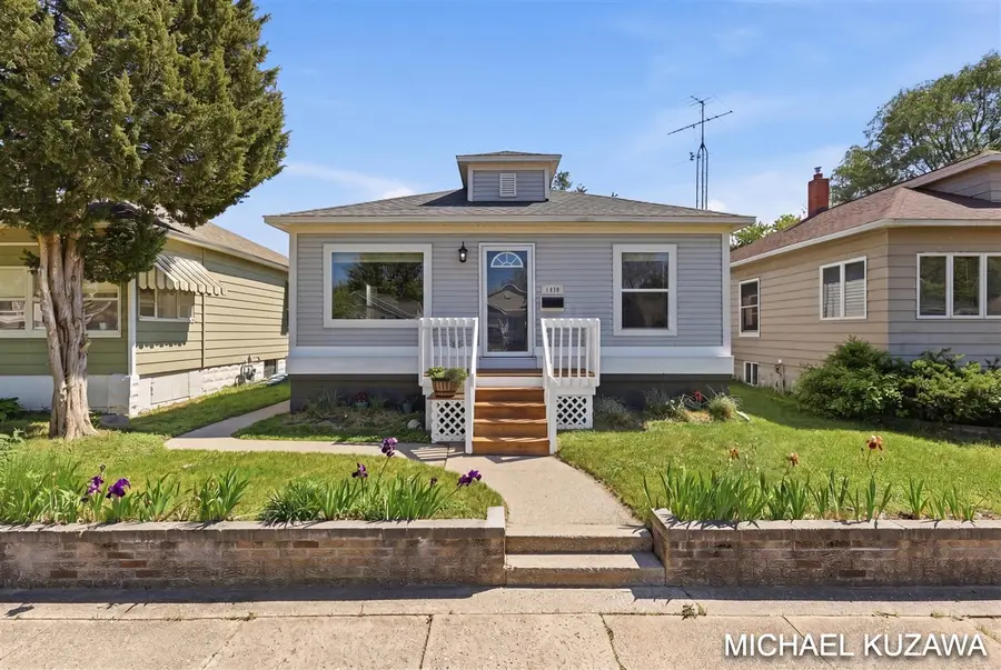 1438 Pennoyer, Grand Haven, MI 49417 - #2