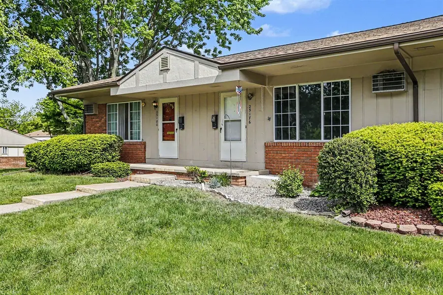 25176 Potomac #2, South Lyon, MI 48178 - #2