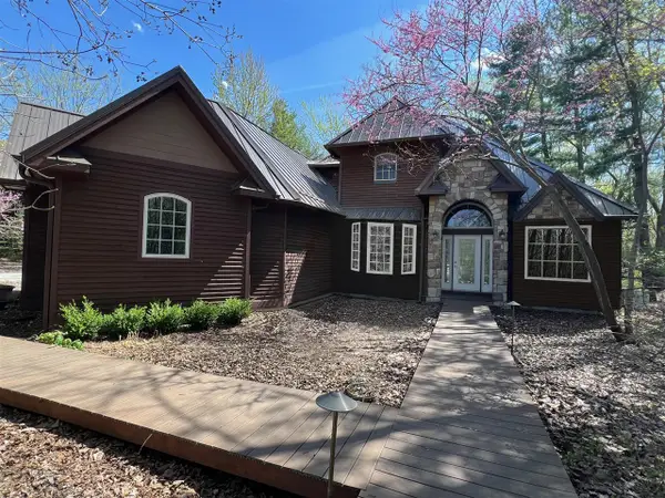 5650 Lily, Sawyer, MI 49125