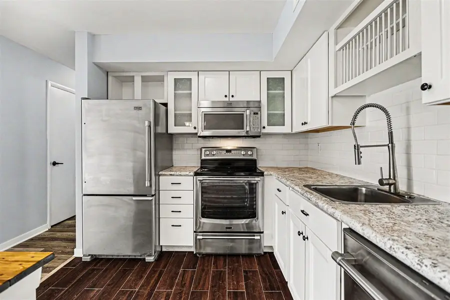734 W Kilgore #303, Kalamazoo, MI 49008 - #3